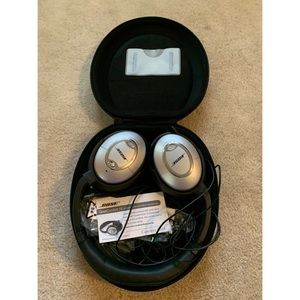 Bose QuietComfort 15 never used!